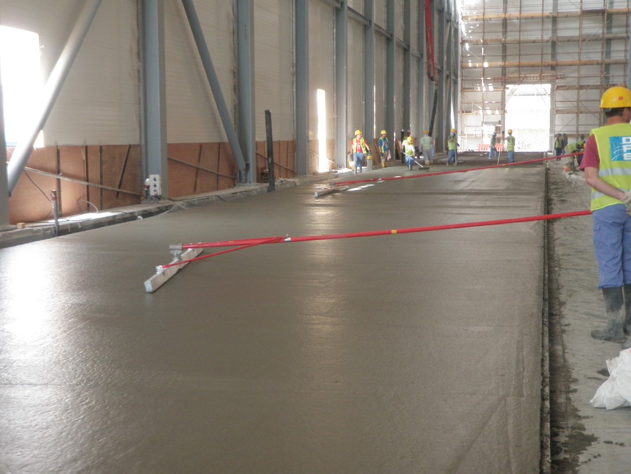 Osis Superflat Long Strip Floor Construction